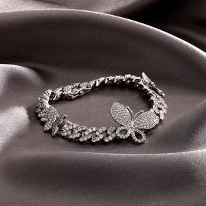 Bracelet Papillon Géant Iced Out pour Femme, Bijoux Hip Hop en Gros, Base en Laiton 9mm Plaqué Argent avec Griffe Sertie de Pierres CZ - Product Image 3