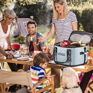 حقيبة تبريد معزولة ومقاومة للماء من البي في ايه سميكة محمولة مقاومة للتسرب للتنزه في الهواء الطلق بشعار مخصص - Product Image 6