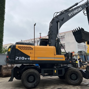 Excavatrice sur pneus d'occasion Hyundai 210W-9T de 21 tonnes à vendre - Product Image 4
