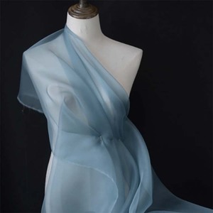 <span class=keywords><strong>Organza</strong></span> de <span class=keywords><strong>soie</strong></span> 100% <span class=keywords><strong>soie</strong></span> 5mm Tulle de <span class=keywords><strong>soie</strong></span> Largeur 140 cm - Product Image 1