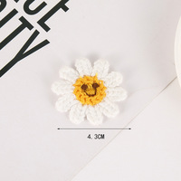 Schattig lachend gezichtje pluche DIY bloemenapplicatie accessoire tas verpakking decoratie accessoires