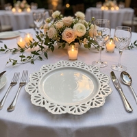 Ensemble d'assiettes à dîner en céramique blanche au design ajouré élégant, assiettes de présentation pour mariage, assiettes décoratives de table