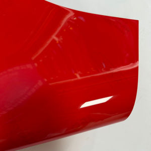 Vinilo para Envolver Autos de Lujo, Color Rojo Brillante, PVC, Cambia de Color, Antiarañazos, Autoadhesivo, Protección UV del 90%, Garantía de 3 Años, Resistente a la Arena - Product Image 3
