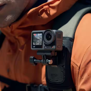 Osmo Action 4 ชุดคอมโบผจญภัย 4K หน้าจอสัมผัสคู่ กันน้ำ ทนความเย็น พร้อมขาตั้งแบบถอดเร็ว สำหรับเล่นสกี ปั่นจักรยาน ดำน้ำ - Product Image 5