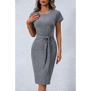 Vestido de manga corta con lazo delantero, color liso, plisado y efecto adelgazante - Product Image 5