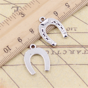 Charms lucky ferro di cavallo good luck talisman 21x16mm fatto a mano in forma, pendenti Vintage Color argento tibetano, fai da te per bracciale Nec - Product Image 2