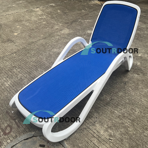 <span class=keywords><strong>Chaise</strong></span> <span class=keywords><strong>longue</strong></span> de jardin moderne S&R, <span class=keywords><strong>chaise</strong></span> <span class=keywords><strong>longue</strong></span> portable en plastique <span class=keywords><strong>pour</strong></span> l'extérieur, <span class=keywords><strong>pour</strong></span> la plage, la <span class=keywords><strong>piscine</strong></span>, la cour, l'hôtel, le salon, la villa - Product Image 4