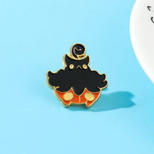 Nouvelle Série Halloween Européenne et Américaine : Broche Personnalisée Tête de Mouton, Citrouille Scream et Fantôme Électroplaqué pour Vêtements - Product Image 4