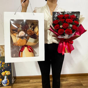 Fleur éternelle Rose grand bouquet fait à la main cadeau à main haut de gamme pour les copines le jour de la Saint-Valentin - Product Image 3