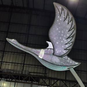 Luz Decorativa para Exteriores Senzhao, Luz LED con Forma de Pájaro Volador - Product Image 2