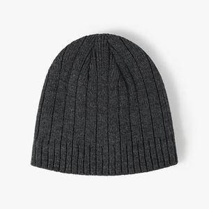 Bonnets d'hiver personnalisés avec détails imprimés vintage, protection solaire, vente en gros, bonnets de sport exquis pour bébés - Product Image 6
