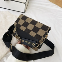 Sacs à main de styliste de luxe pour femmes, petit sac carré à bandoulière large ceinture, sac messager à bandoulière simple pour filles