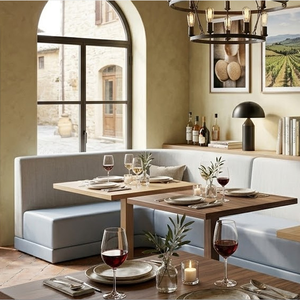 Set di Arredamento di Lusso Moderno in Legno e Pelle per Hotel, Caffè e Ristoranti: Divano, Tavolo e Sedie - Product Image 1