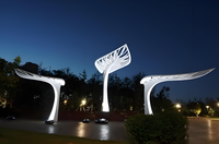 Pabellón de Acero Portátil Moderno y Ligero con Estructura de Acero y Servicios de Soldadura y Corte para Uso en Parques y Jardines al Aire Libre