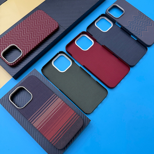 Genuine High-quality Magnetic Carbon Fiber Mobile Phone case Apple IPhone12 13 14 15 Pro Max Mobile Phone Accessory Cover