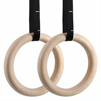 Vente en gros Fabricant chinois Anneaux de gymnastique en bois avec boucle à came réglable et longues sangles anneaux d'entraînement antidérapants