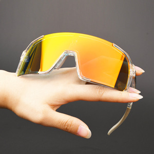 Lunettes de soleil de cyclisme avec monture TR90 et verres miroir en PC, style sportif, pour hommes, performance en extérieur - Product Image 1
