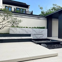 Carrelage de sol extérieur en porcelaine quartz pleine masse, antidérapant, aspect pierre, couleur crème, pour cour et terrasse, motif ciel étoilé, faible absorption d'eau