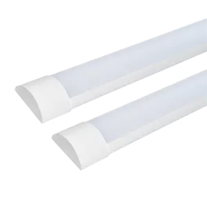 Banqcn purificou a luz conduzida 18w/36w 2ft/4ft do sarrafo conduziu a luz quente leve do alumínio 80 SMD2835 120 graus 150lm/W conduziu a luz da sala