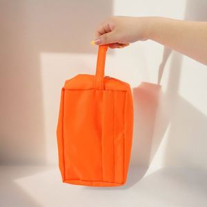 Wholesale Custom PU Zipper <b>Large</b> Water Resistant Soft Handle <b>Makeup</b> <b>Bag</b> with Logo - Product Image 3