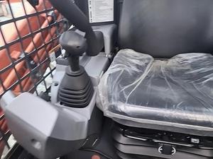 รถตักล้อยางดีเซลทรงพลัง มือสอง ปี 2024 รุ่น Kubota SVL97-2 พร้อมระบบควบคุมขั้นสูง - Product Image 3