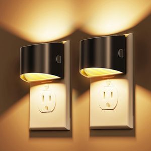 Mini veilleuse à détecteur de mouvement à brancher, LED noire, lumière blanche chaude, veilleuses activées par le mouvement pour couloir, chambre à coucher - Product Image 1