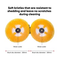 Brosse de nettoyage de panneaux solaires télescopique en alliage d'aluminium écologique avec brosse rotative alimentée en eau en fibre de carbone pour le nettoyage des fenêtres