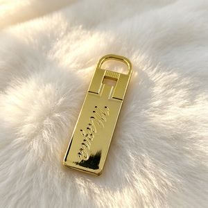 OEM ODM Custom Zinc Alloy Metal Zipper <b>Puller</b> Desong Factory Engraved Logo Garment Zipper Slider Multi Plating Color - Product Image 1