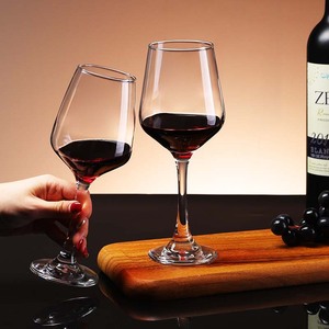 Coupe à <span class=keywords><strong>vin</strong></span> rouge Mingjia en verre, gobelet de style Bourgogne à grande capacité, coupe à <span class=keywords><strong>vin</strong></span> rouge en forme de V pour la maison - Product Image 2