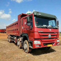 Camion benne Weichai Fast 8x4, 12 pneus, capacité 40m³, norme Euro 2, diesel, neuf, avec benne basculante à gauche