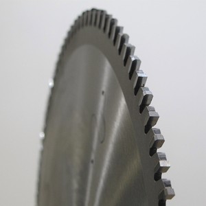 HW lama sega circolare in alluminio denti positivi D = 620 D = 40 B/C = 4.4/3.8 Z denti 140 2/15/80 fori trascendenti per metallo - Product Image 2