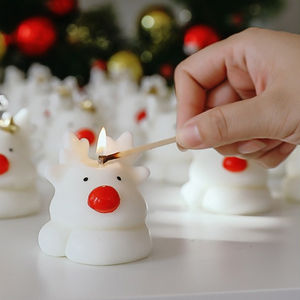 Adorable Bougie Parfumée de Noël et de Pâques de Haute Qualité, Décoration Festive en Forme de Renne, Centre de Table pour la Maison - Product Image 3
