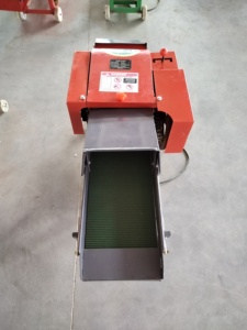Máquina de cambio de marchas de procesamiento de alimento para aves de corral de alto volumen profesional Nueva condición <span class=keywords><strong>con</strong></span> cinta transportadora para corte de césped - Product Image 2
