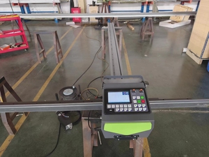 Máquina de corte por <span class=keywords><strong>Plasma</strong></span> <span class=keywords><strong>CNC</strong></span> portátil 3x8 110-240V Fuente de alimentación Civil Industrial Dxf Dwg USB Antorcha de corte Cojinete de altura Engranaje del motor - Product Image 2