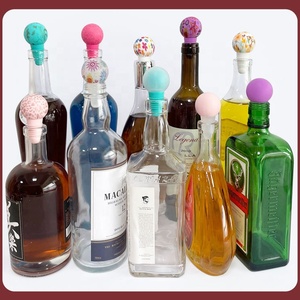 Tapón de <span class=keywords><strong>Vino</strong></span> de <span class=keywords><strong>Caperucita</strong></span> <span class=keywords><strong>Roja</strong></span> Navideño, Tapón de Botella de Silicona Creativo, Regalo Festivo, Tapón de <span class=keywords><strong>Vino</strong></span> y Champán - Product Image 6