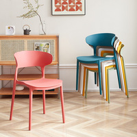 Chaise de réception moderne et peu encombrante, chaise de lecture, chaise de salle à manger en polypropylène pour salon, jardin et salle d'attente