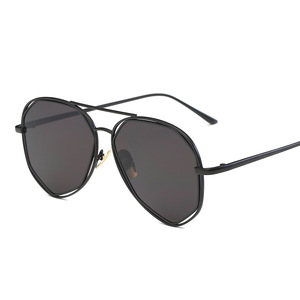 Korean Style Polygonal Sunglasses For Women Metal Frame UV400 Protection Type 3 Sunshades <b>Driving</b> <b>Glasses</b> - Product Image 5