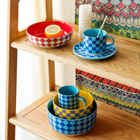 Service de table en porcelaine fine LovingHome, motif damier multicolore classique européen, avec logo, vente en gros personnalisée, bol en céramique