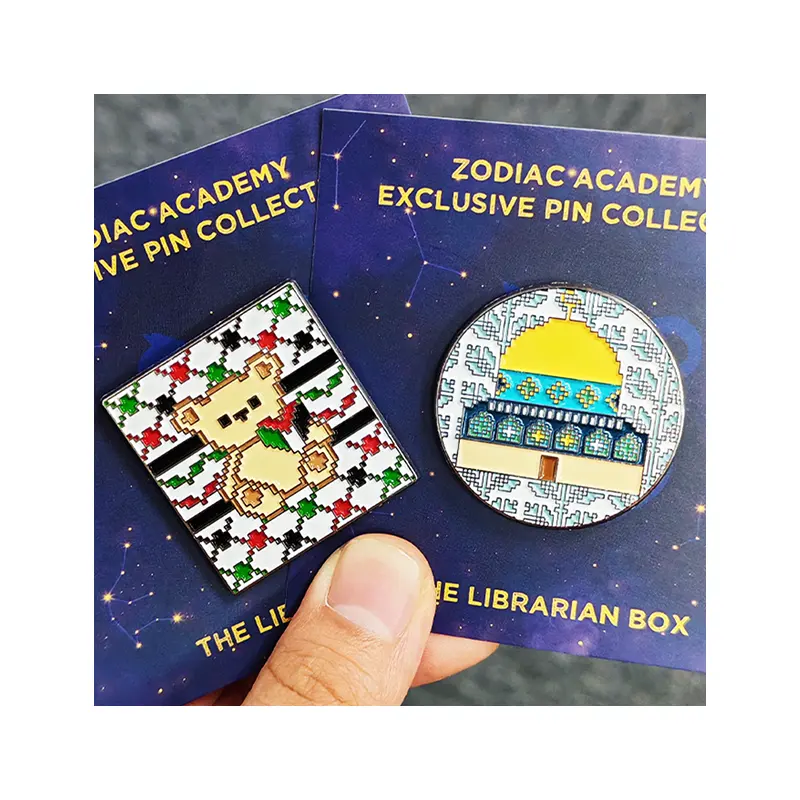 Pin logam kustom pin logam kualitas tinggi tanpa Moq pin Enamel lembut Minder dengan Magnet