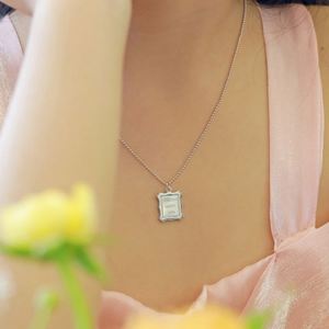 Collier pendentif carré alphabet pour enfant, bébé, en argent sterling 925, hypoallergénique, sans nickel, Dylam - Product Image 6