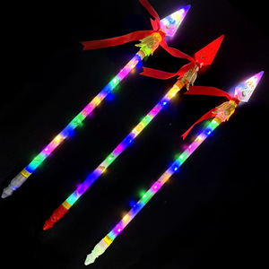 Bâton lumineux Nezha en forme de lance, accessoire de scène pour enfants, unisexe, âge 5-14 ans, fabriqué en Chine - Product Image 3
