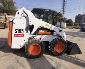 Matériel de construction d'occasion, mini-chargeuse sur pneus Bobcat S160 S185 S300 S60 utilisée, à Shanghai - Product Image 4