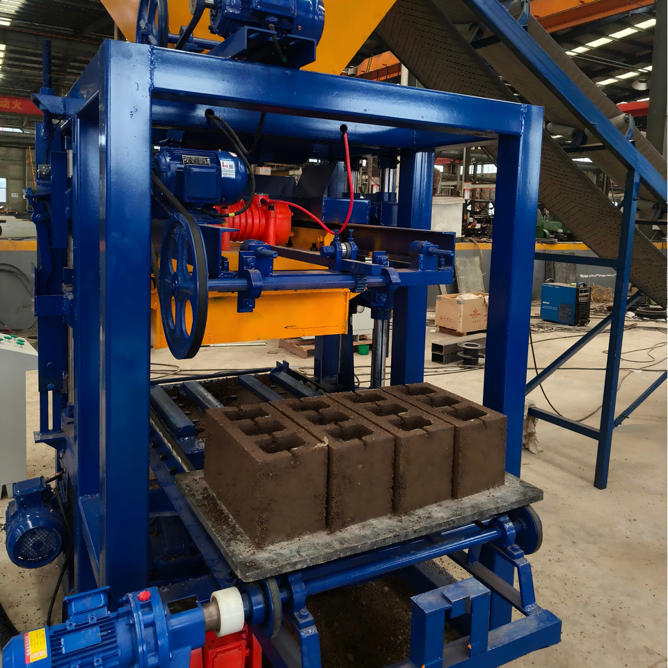 HOT Sale QT4-24 Brick Making Machinery for Construction Vibration ...