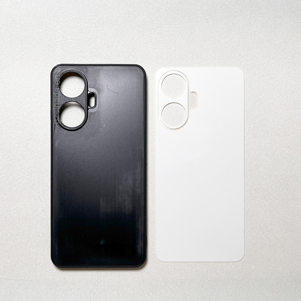 Inserto de plástico suave negro mate con placa para lente.