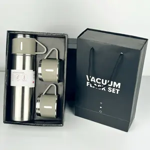 Wholesale Classic Style Gift Box Includes Bullet-Shaped Vacuum Flask With 3 Cups For Business Gifts