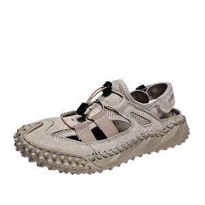 Sandales plates d'été pour hommes de haute qualité en gros à la mode imperméable en cuir creux bouts fermés anti-dérapant respirant caractéristique - Product Image 4