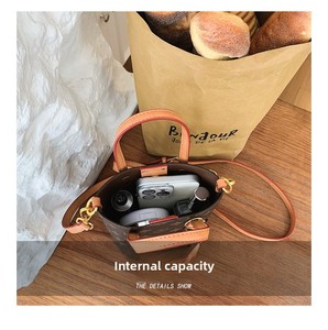 Bolso de Mano Pequeño para Mujer, Bolso para Teléfono, Estilo 2026, Bolso Tote Chic Estampado, Versátil, de Alta Gama, Bandolera - Product Image 6