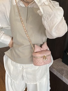 <span class=keywords><strong>2026</strong></span> 新款绗缝 PU 皮革链条肩带小号女式水桶包可爱蝴蝶结儿童斜挎包 - Product Image 2