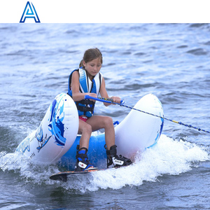 <span class=keywords><strong>Venta</strong></span> caliente nuevo diseño grueso duradero PVC inflable surf trineo barco para <span class=keywords><strong>arrastre</strong></span> inflable balsa - Product Image 3
