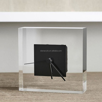 Horloge de table carrée en acrylique clair Lucite horloge de bureau décor de bureau bloc d'horloge de bureau transparent